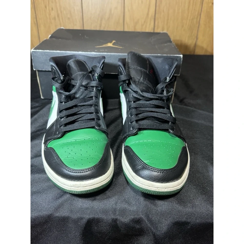 Men's Size 9 Air Jordan 1 Mid With Original Box
